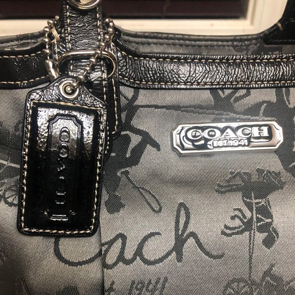 Coach Horse &Carriage East West Tote F16563* RARE - Picture 11 of 12